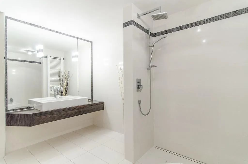 Snow White Loft With Jacuzzi Hotel Prag Lejlighed